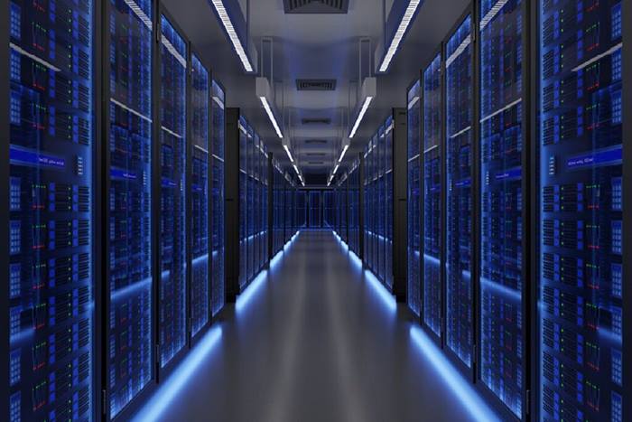 -ptocurrency mining rig room